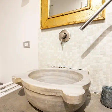 Labanca's Luxury Pantheon 2 *